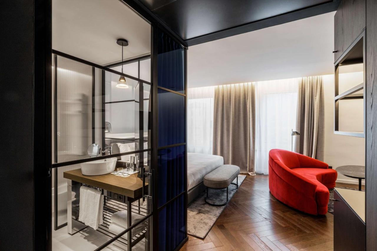 Radisson Collection Hotel, Santa Sofia Milan Exterior photo Deluxe room